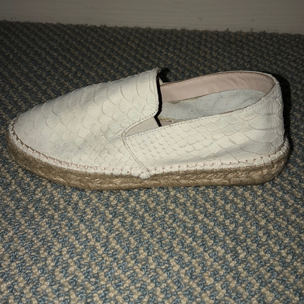 Espadrilles - Picture 2 of 2